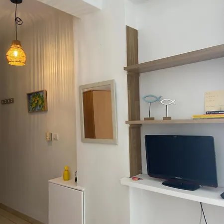 Apartment Zisis No2 *